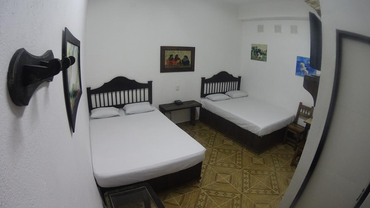 Hotel El Turista ريونيغرو المظهر الخارجي الصورة